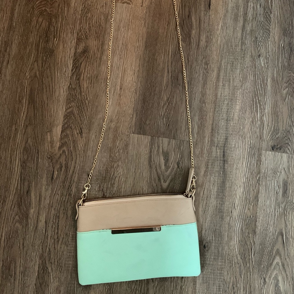 Crossbody bag